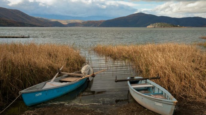 prespa,-comoara-ascunsa:-regiunea-spectaculoasa-din-grecia-care-atrage-turistii-iubitor-de-natura
