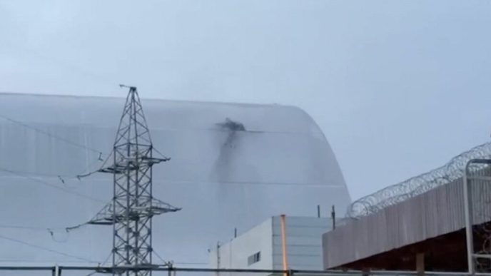 ucraina-incepe-reparatiile-la-structura-de-protectie-de-la-cernobil,-avariata-de-rusi