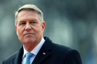 klaus-iohannis,-somat-de-anaf-sa-plateasca-o-datorie-de-aproape-un-milion-de-euro