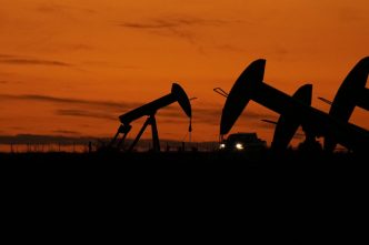 pretul-petrolului-se-stabilizeaza-dupa-ce-temerile-privind-livrarile-rusiei-s-au-redus