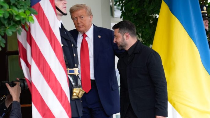 trump:-posibile-sanctiuni-impotriva-rusiei-in-doua-saptamani