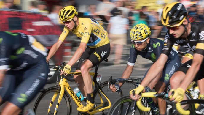 chris-froome,-dus-de-urgenta-cu-elicopterul-la-spital-dupa-ce-a-fost-implicat-intr-un-accident