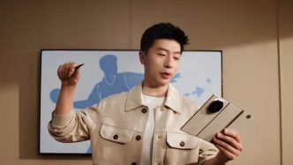 huawei-lanseaza-mate-xts,-a-doua-generatie-de-trifold,-in-aceeasi-zi-cu-evenimentul-samsung