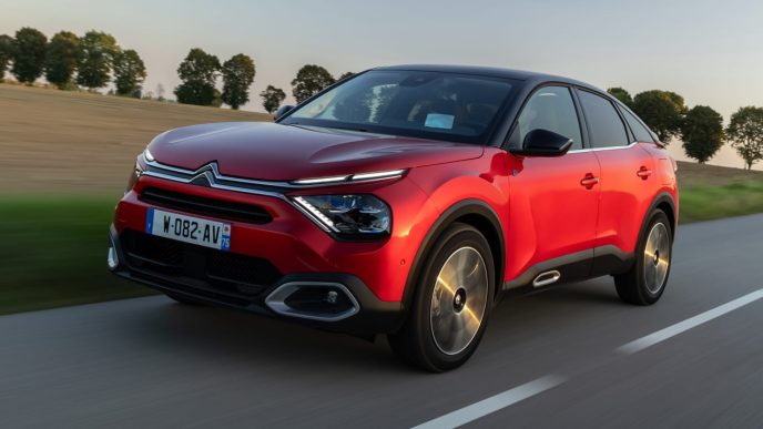 adio-optiune-de-condus-autonom-pe-autoturismele-produse-sub-grupul-stellantis