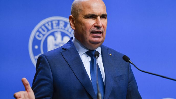 bolojan:-salariile-si-investitiile-nu-s-au-reflectat-in-calitatea-serviciilor-medicale