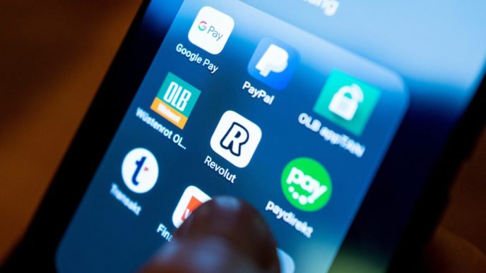 revolut-ajunge-la-o-evaluare-record-de-75-miliarde-de-dolari