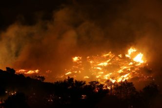 wwa:-schimbarile-climatice-au-facut-de-40-de-ori-mai-probabile-incendii-similare-ca-in-spania
