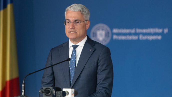 dragos-pislaru-face-ordine-la-minister:-sunt-angajati-care-vin-la-serviciu-ca-la-plaja”