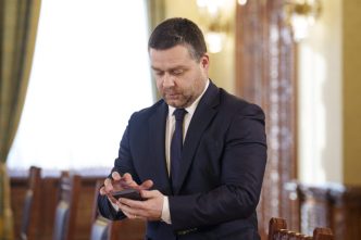 ciprian-ciucu:-noii-patrioti”,-care-n-au-habar-de-istoria-romaniei,-blameaza-franta