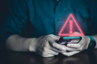 amnesty:-pakistanul-spioneaza-milioane-de-oameni-prin-interceptari-telefonice-si-firewall-uri