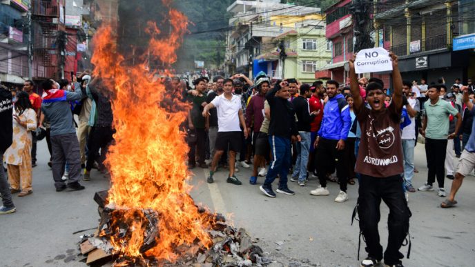 nepal.-presedintele-dizolva-parlamentul-si-anunta-alegeri-parlamentare-pentru-5-martie