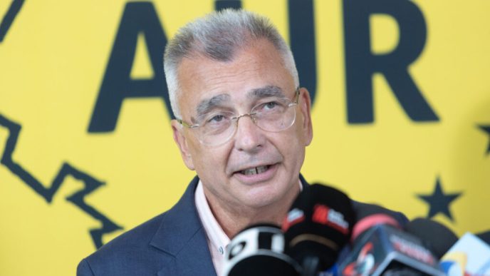 petrisor-peiu-(aur):-oricat-de-mult-ar-creste-veniturile,-statul-isi-creste-cheltuielile-si-mai-mult