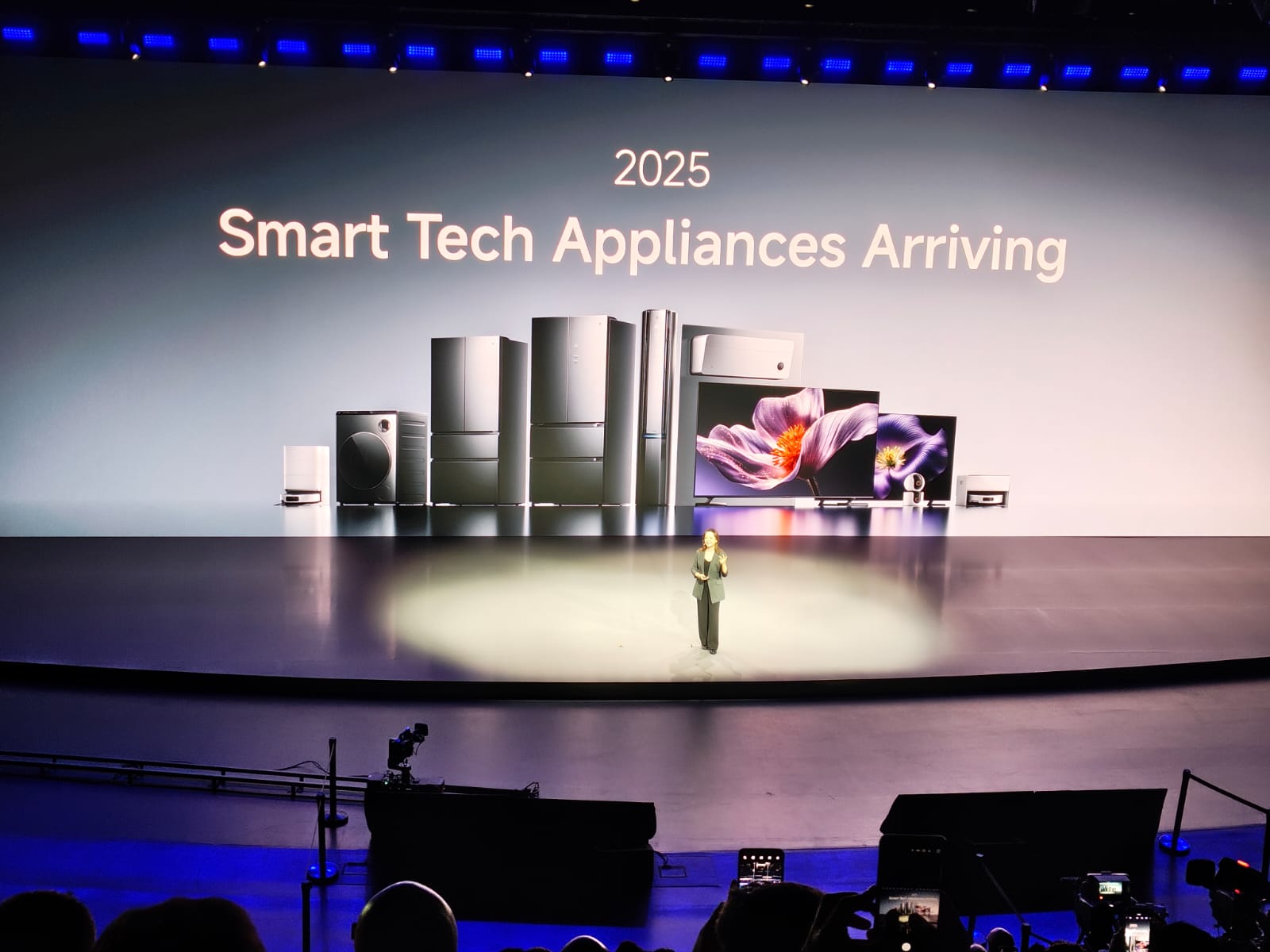 xiaomi-dezvaluie-noi-dispozitive-inteligente-pentru-casa,-wearables-si-divertisment