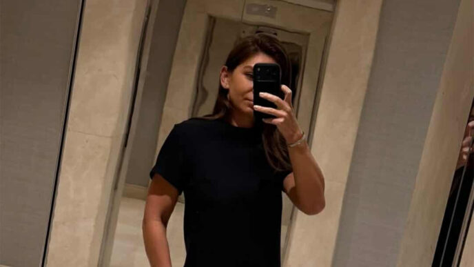 simona-halep-s-a-afisat-la-dubai-cu-fiul-celebrului-bancher-din-romania