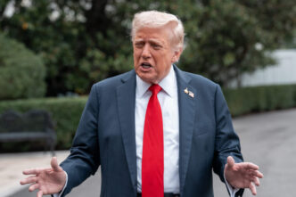 trump,-despre-razboi:-nu-am-spus-niciodata-ca-ucraina-il-va-castiga