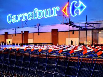 carrefour-a-deschis-primul-minisupermarket-unde-doar-copiii-pot-face-cumparaturi