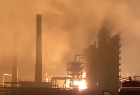 explozie-uriasa-la-rafinaria-ruseasca-din-riazan.-posibil-atac-cu-drone-ucrainene
