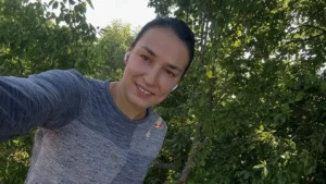 cristina-neagu-a-plecat-din-romania-in-sua-pentru-a-descoperi-bucuriile-vietii