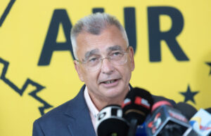 peiu-(aur)-critica-usr:-proiectul-pentru-bucuresti-nu-e-o-urgenta,-ne-abtinem-la-vot