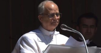 papa-indeamna-profesorii-catolici-sa-se-concentreze-pe-spiritualitate,-nu-pe-partea-profesionala