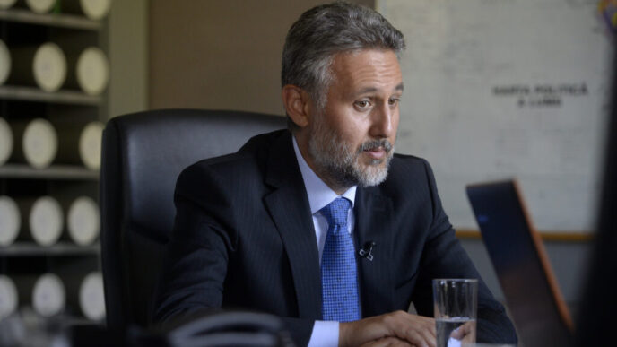 marius-gabriel-lazurca,-numit-consilier-prezidential-si-pentru-securitate-nationala