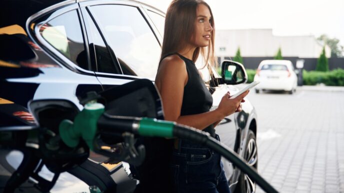 ungaria-se-pregateste-de-criza-benzinei-dupa-sanctiunile-sua-asupra-rusiei