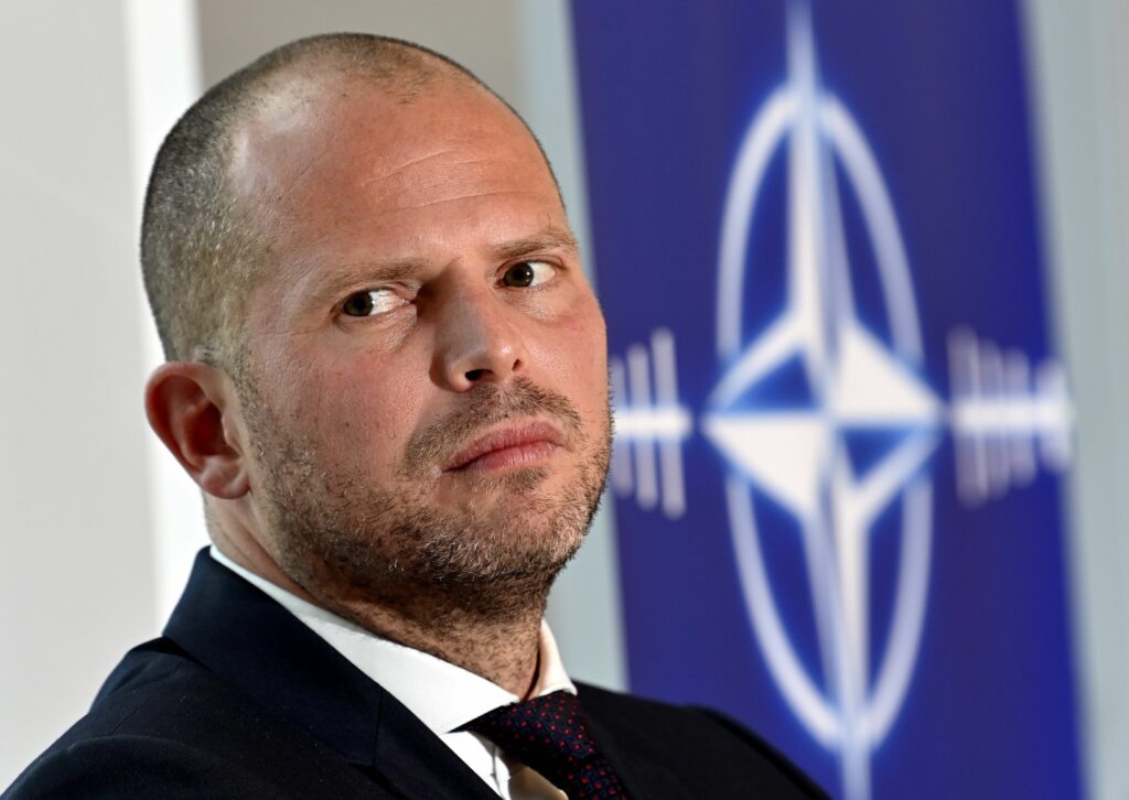 belgia-afirma-ca-drone-suspecte-vin-sa-spioneze-avioanele-de-lupta-si-depozitele-de-munitie