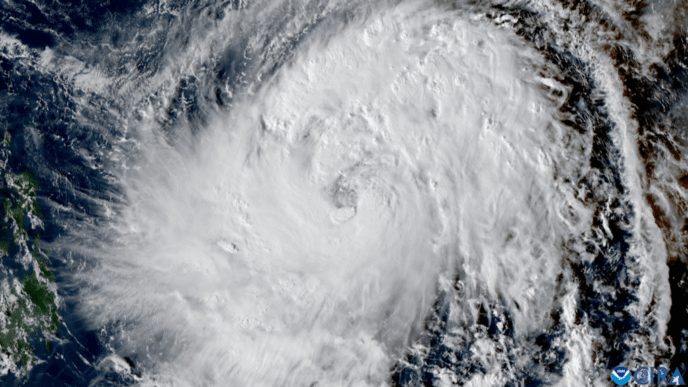 aproape-un-milion-de-persoane-au-fost-evacuate-din-cauza-super-taifunului-fung-wong
