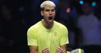 finala-de-vis-la-turneul-campionilor!-carlos-alcaraz-ii-da-fiori-lui-jannik-sinner