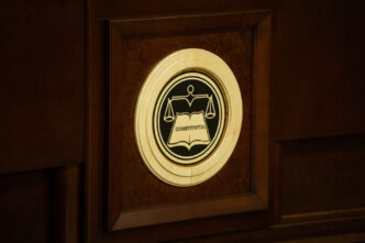 ccr-da-peste-cap-planurile-guvernului.-taxele-nu-mai-cresc-la-1-ianuarie