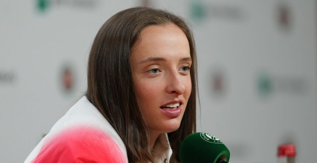 decizia-luata-de-iga-swiatek-dupa-ce-a-fost-depunctata-de-wta!-continua-sa-sfideze-regulamentul