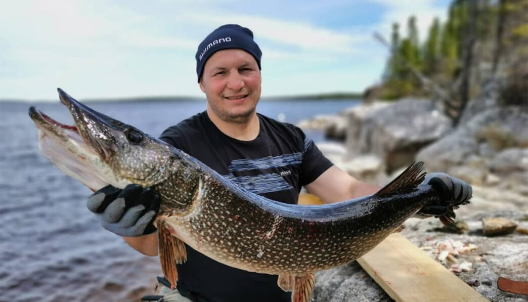 din-ce-a-ajuns-sa-traiasca-adrian-diaconu.-rechinul-face-bani-dintr-o-meserie-noua-la-air-canada