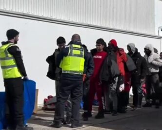 administratia-trump-a-redus-valabilitatea-permiselor-de-munca-pentru-migranti-la-18-luni