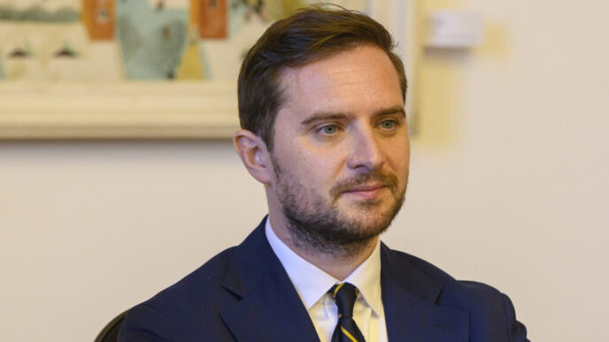 stelian-bujduveanu:-am-semnat-cea-mai-mare-finantare-europeana-destinata-transportului-public-din-bucuresti