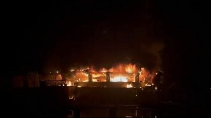 incendiu-intr-un-club-de-noapte-din-india:-23-de-oameni-au-murit.-premierul-narendra-modi-a-transmis-condoleante-familiilor-victimelor