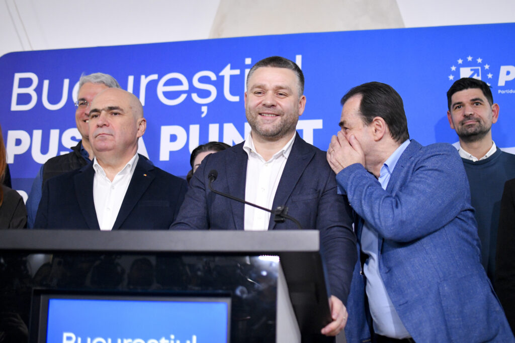 alegeri-primaria-bucuresti-2025-apar-primele-rezultate-10%-din-sectii:-ciucu-29%,-alexandrescu-27%,-baluta-22%-/-exit-poll:-ciucu-32,7%-baluta-26,3%-alexandrescu-20,2%-drula-12,8%.