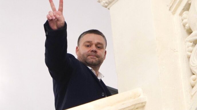 ciprian-ciucu-este-noul-primar-al-capitalei,-iar-voturile-pentru-anca-alexandrescu-si-daniel-baluta-fac-diferenta