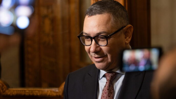 victor-ponta-cere-exluderea-usr-de-la-guvernare-dupa-alegerile-pentru-primaria-capitalei:-face-rau-romaniei.-tara-nu-poate-fi-condusa-de-un-partid-ce-a-primit-doar-10%-din-voturi