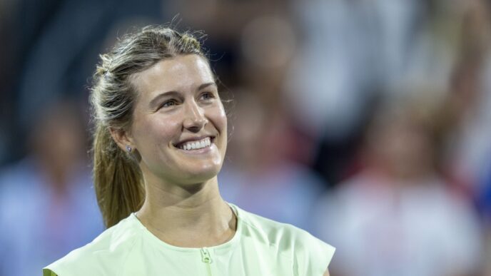 eugenie-bouchard-nu-se-dezminte-si-a-avut-o-noua-aparitie-indrazneata