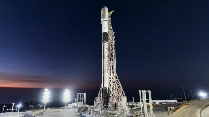 spacex-lanseaza-cu-succes-satelitul-secret-nrol-77-pentru-armata-sua