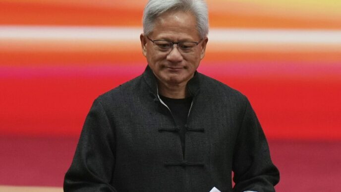 seful-celei-mai-valoroase-companii-din-lume-spune-ca-oamenii-trebuie-sa-gaseasca-din-nou-succesul-in-joburile-traditionale-din-fabrici:-„nu-fiecare-persoana-de-succes-nu-trebuie-sa-aiba-un-doctorat”