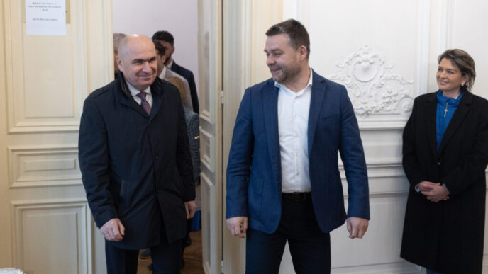 bolojan,-despre-conditia-lui-nicusor-dan-pentru-promulgarea-bugetului:-banii-trebuie-sa-urmeze-problemele