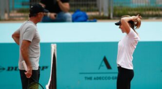 simona-halep,-antrenata-din-nou-de-darren-cahill.-romanca-s-a-pregatit-alaturi-de-jannik-sinner