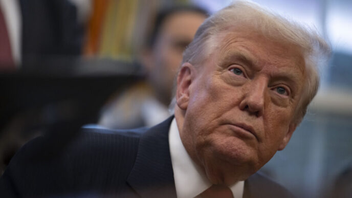 wsj.-planurile-lui-trump-prevad-investitii-majore-ale-sua-in-rusia,-prin-restabilirea-fluxurilor-de-petrol-catre-europa