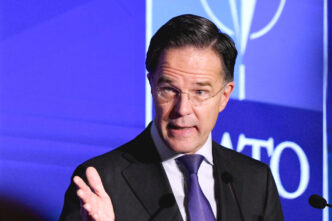 seful-nato-avertizeaza-europa:-pregatiti-va-pentru-un-razboi-ca-in-timpul-bunicilor-nostri