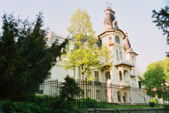 monumentele-istorice-din-romania-vor-fi-centralizate-intr-o-platforma-digitala,-cu-imagini-3d-si-date-de-arhiva