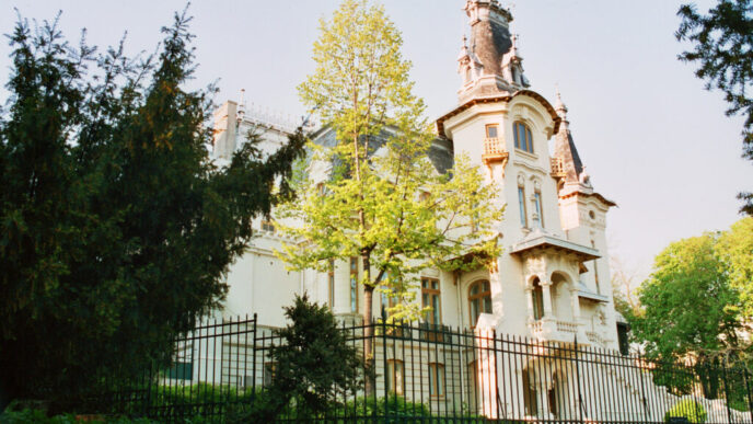 monumentele-istorice-din-romania-vor-fi-centralizate-intr-o-platforma-digitala,-cu-imagini-3d-si-date-de-arhiva