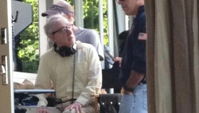 celebrul-regizor-woody-allen-spune-ca-nu-regreta-prietenia-cu-jeffrey-epstein