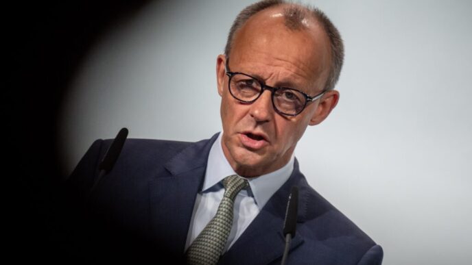 cancelarul-germaniei-avertizeaza-ca-uniunea-europeana-va-fi-grav-afectata-timp-de-ani-de-zile-daca-nu-sprijina-financiar-ucraina