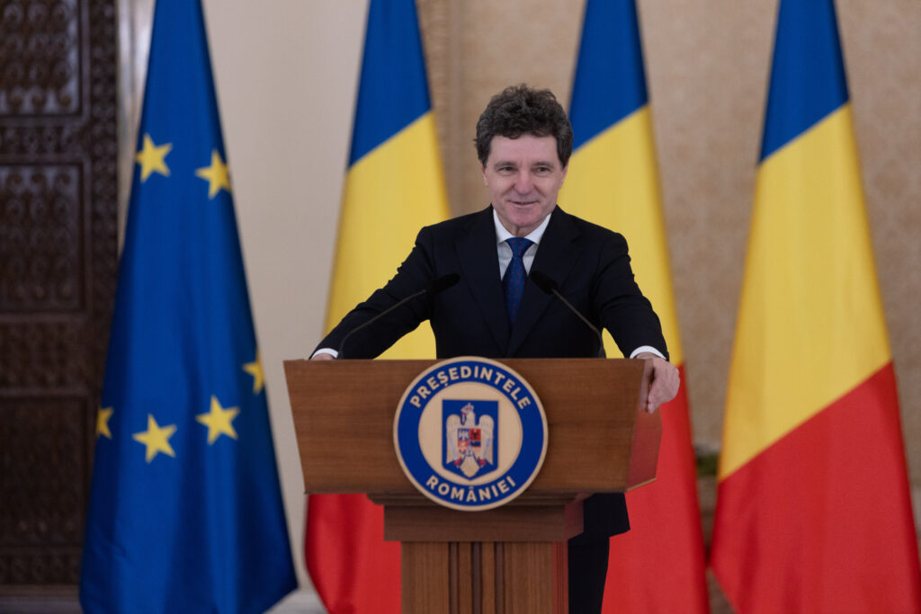nicusor-dan:-presedintele-recastiga-dreptul-de-a-sesiza-ccr-privind-o-lege-pentru-orice-motive